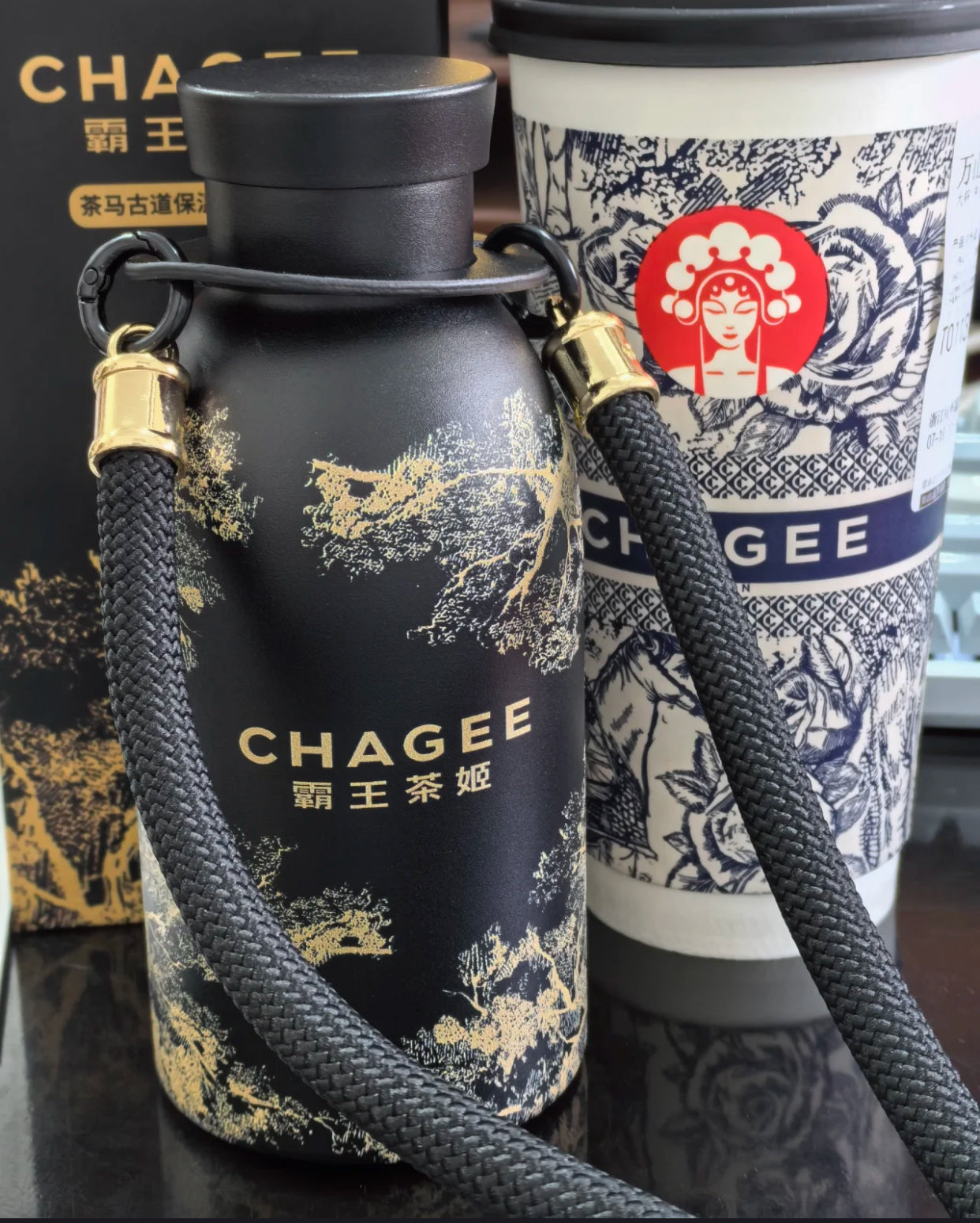 Chagee Black Thermo Flask