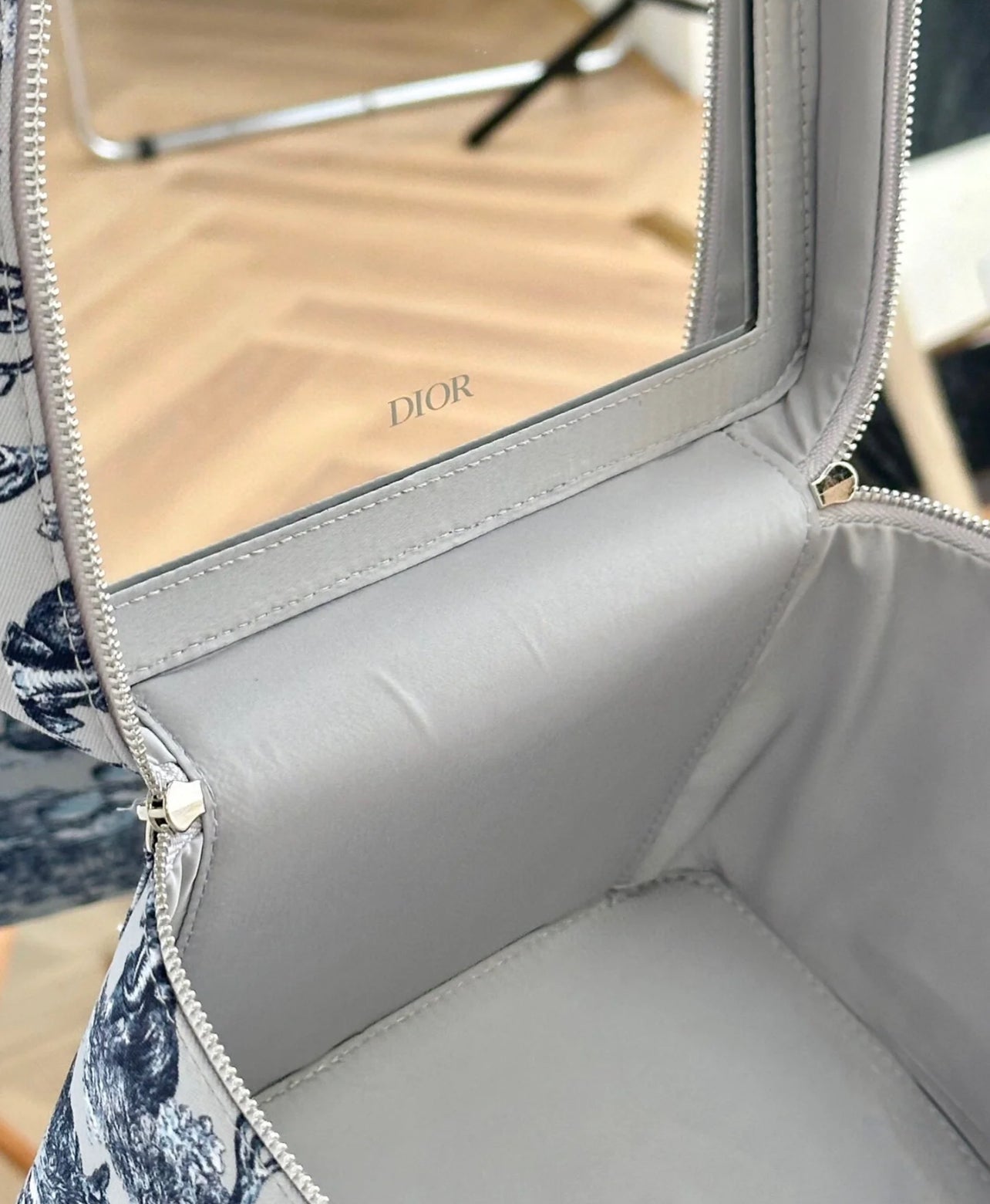 Dior Beaute Around World Vanity Bag