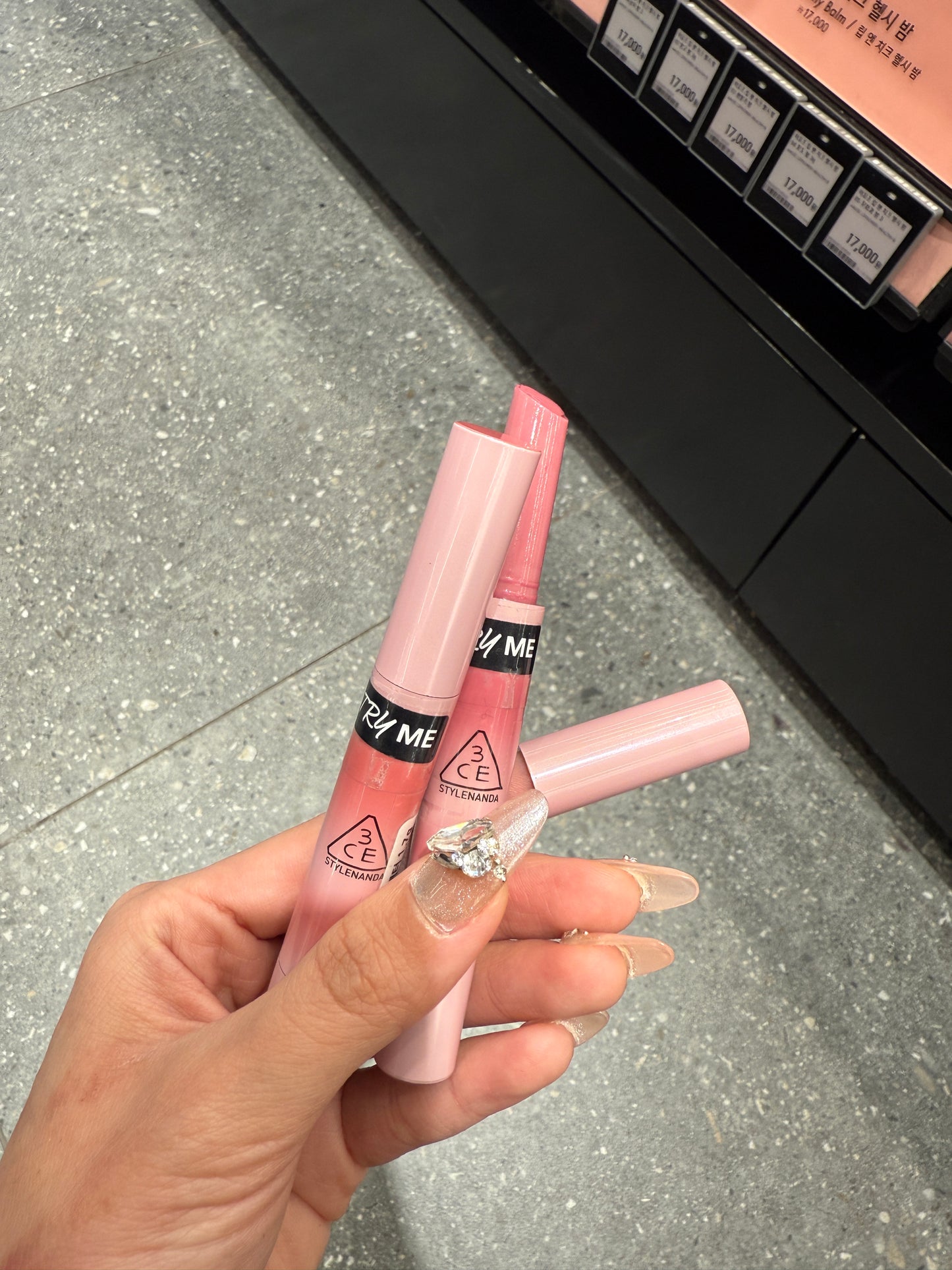 3CE Shine Reflector Lip