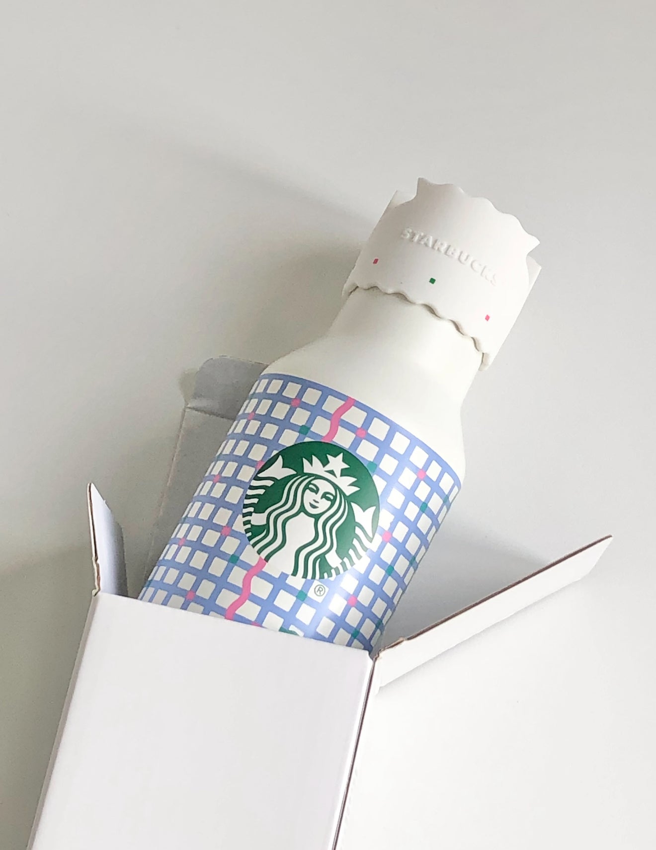 Starbucks HighSchool Phone Stand Tumblr