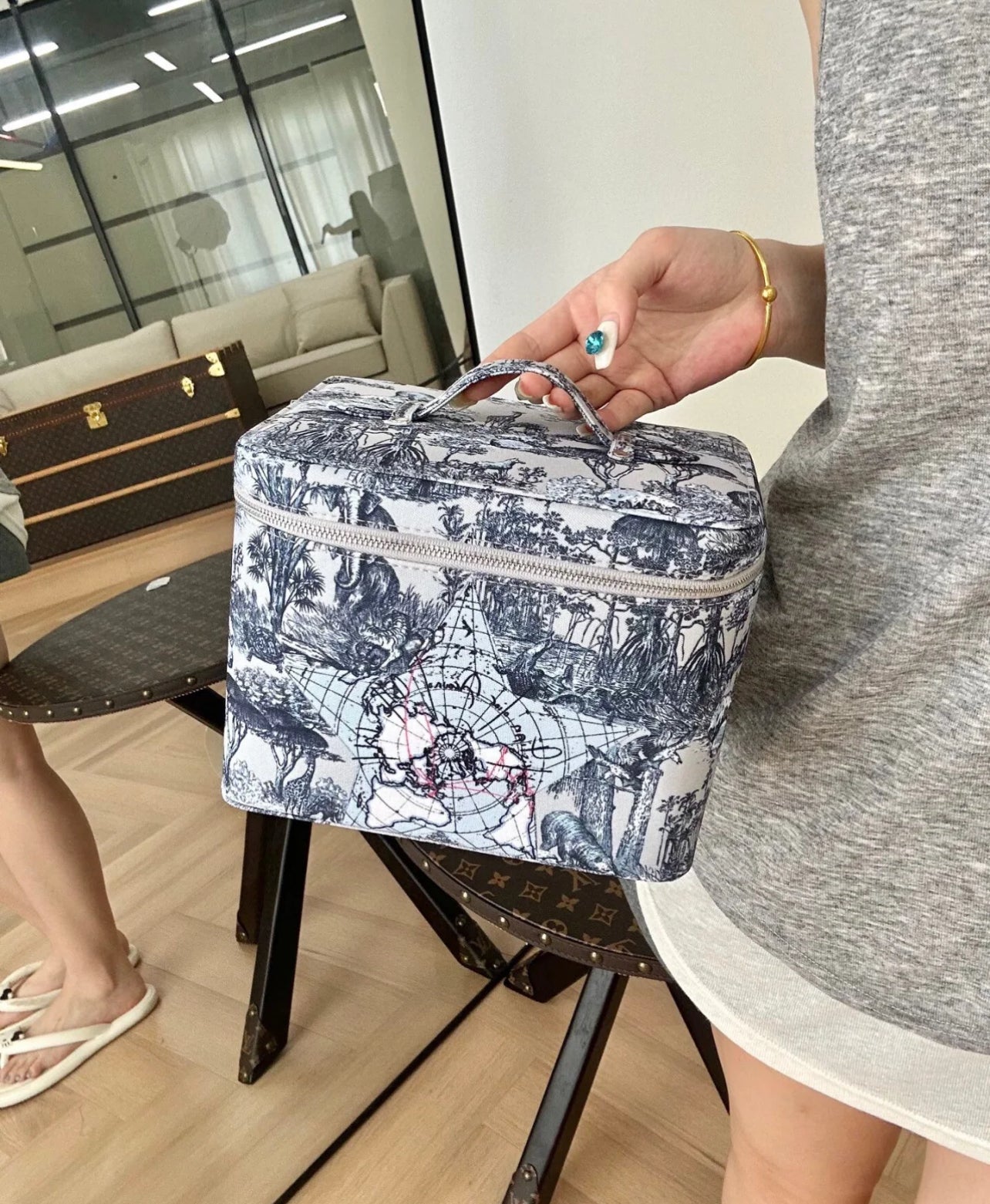 Dior Beaute Around World Vanity Bag