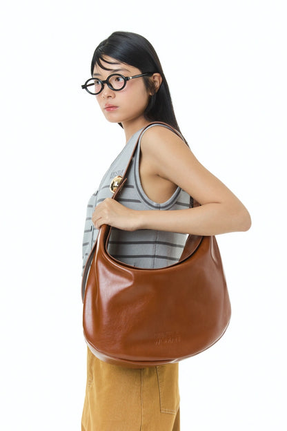 GentleWoman Jumbo Curvy Bag
