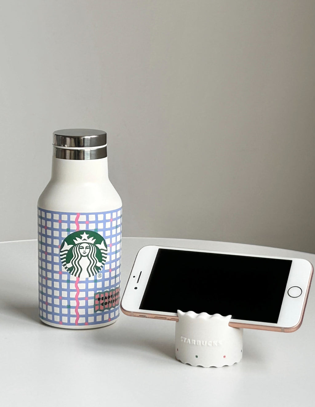 Starbucks HighSchool Phone Stand Tumblr