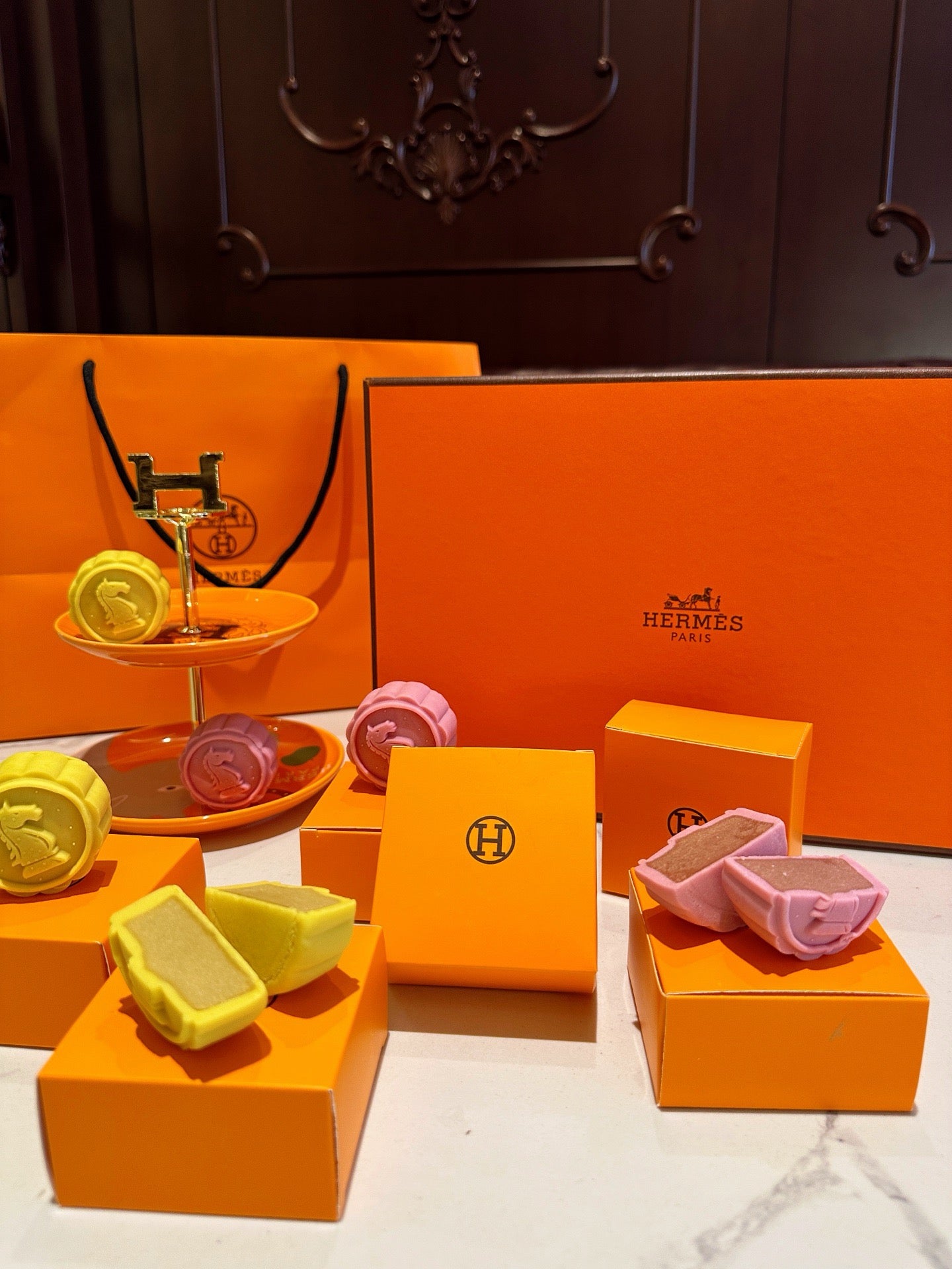 Hermes MoonCake Set