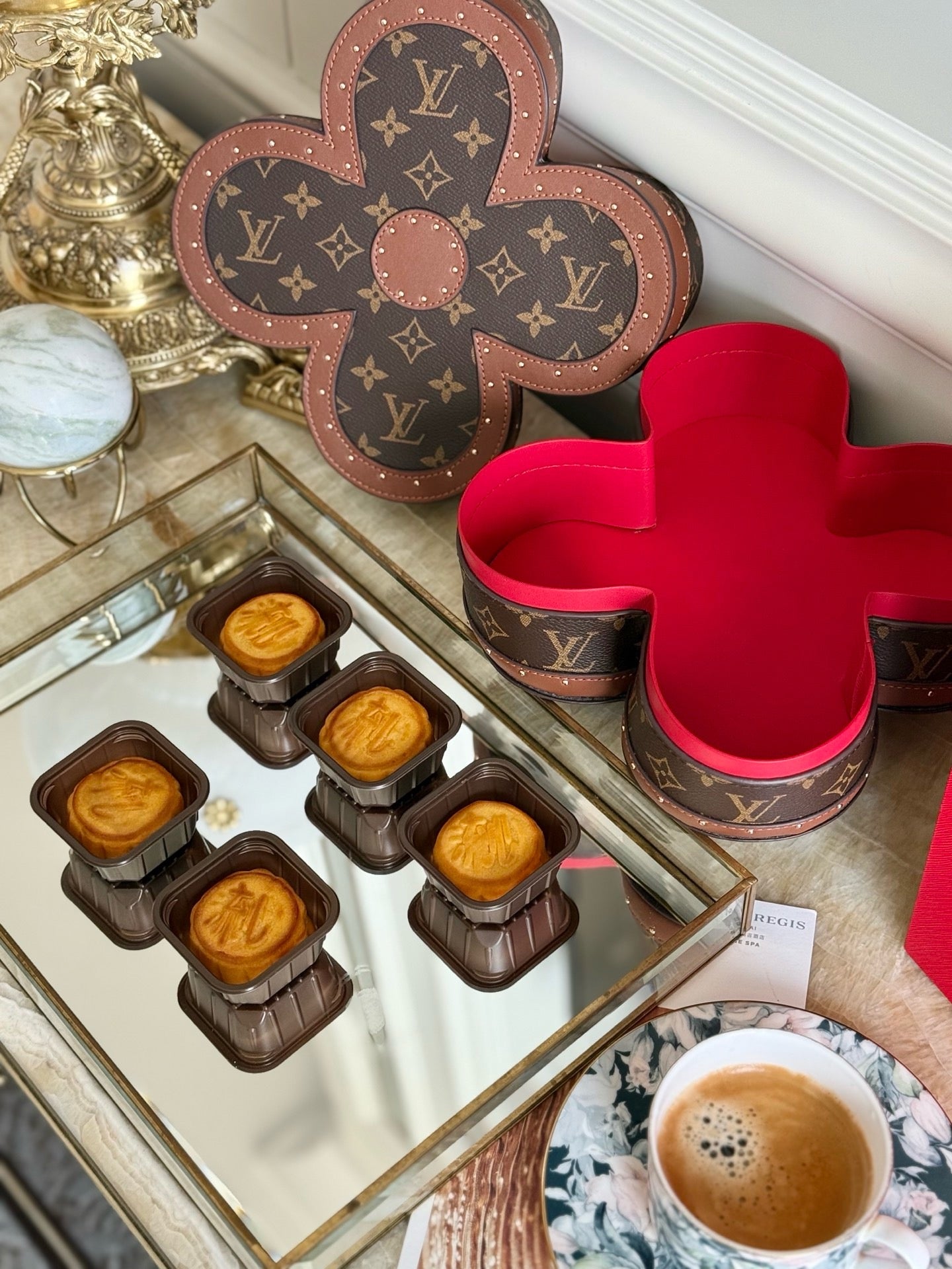 LV Mooncake Gift Set