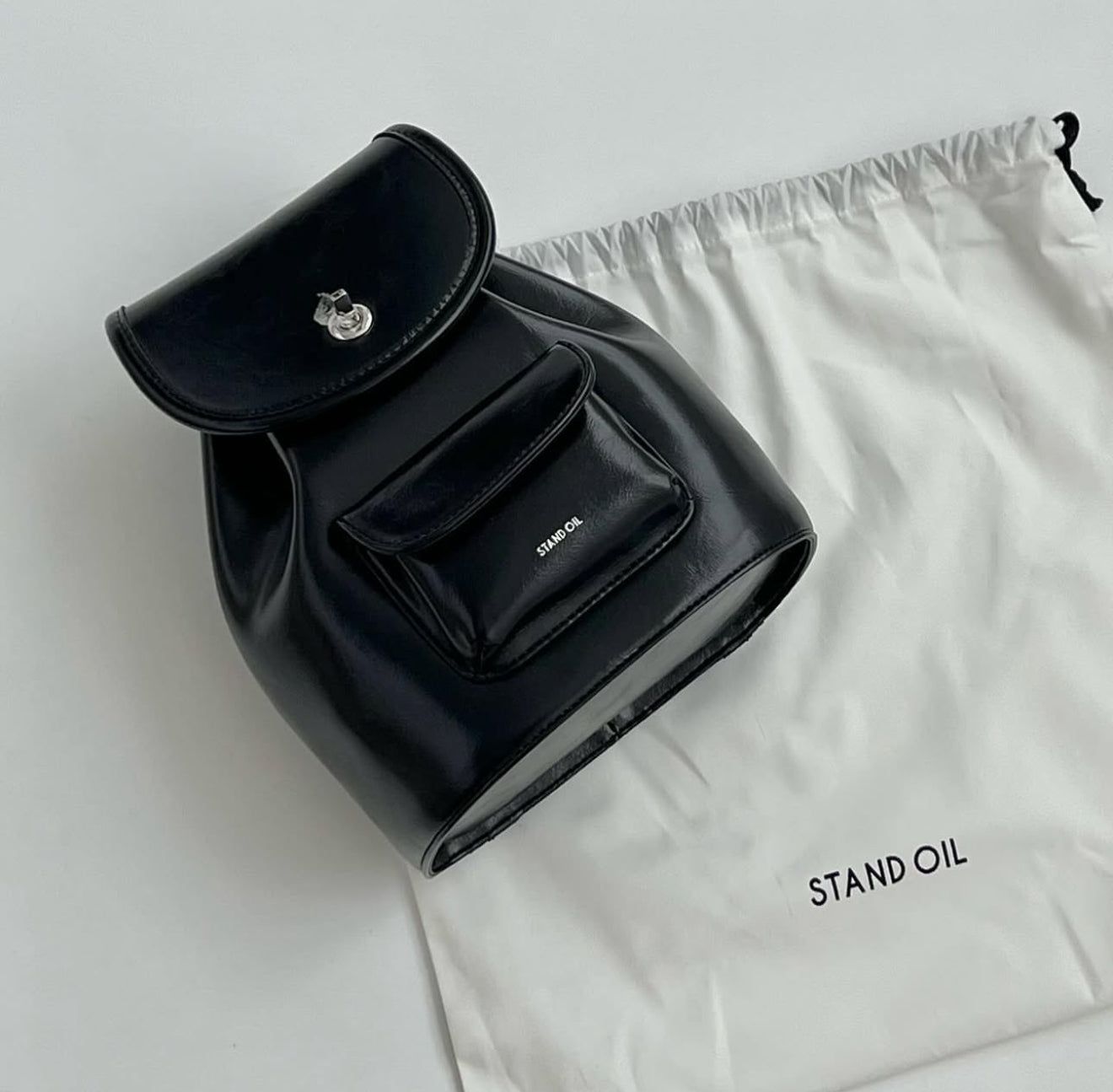 Stand Oil Ditto Bag