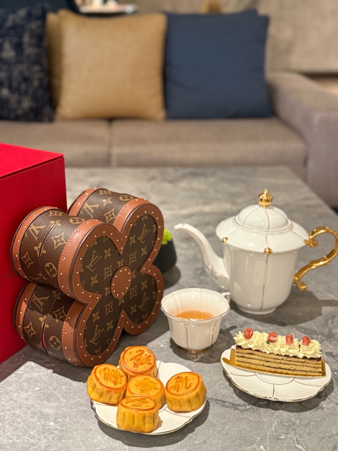 LV Mooncake Gift Set