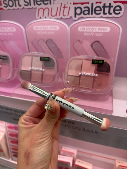 WakeMake New Eye Pallete 🆓 Brush