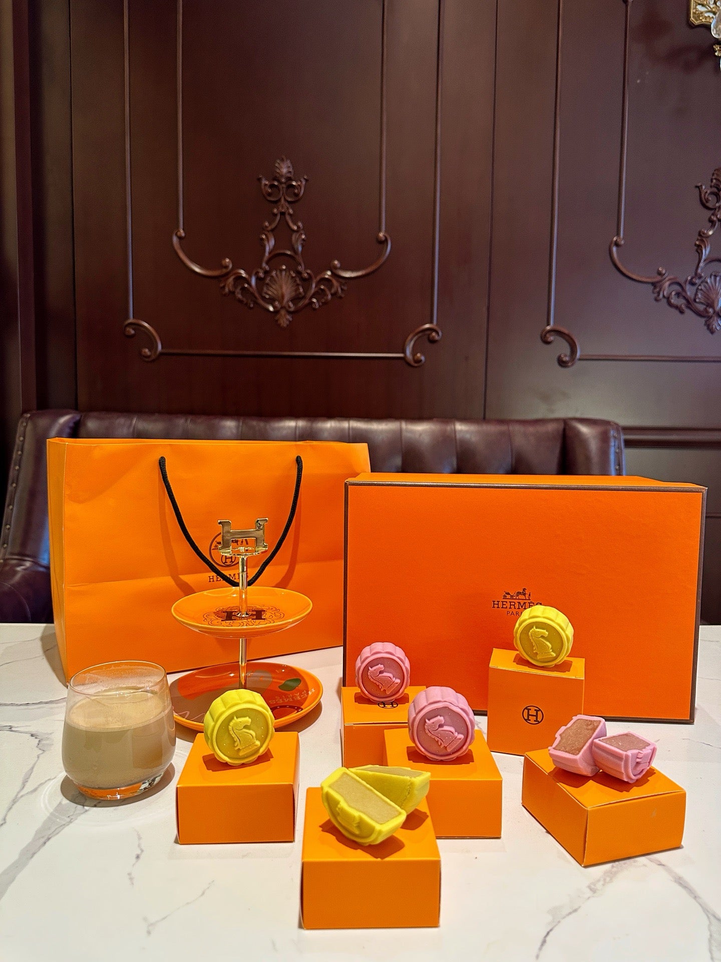 Hermes MoonCake Set