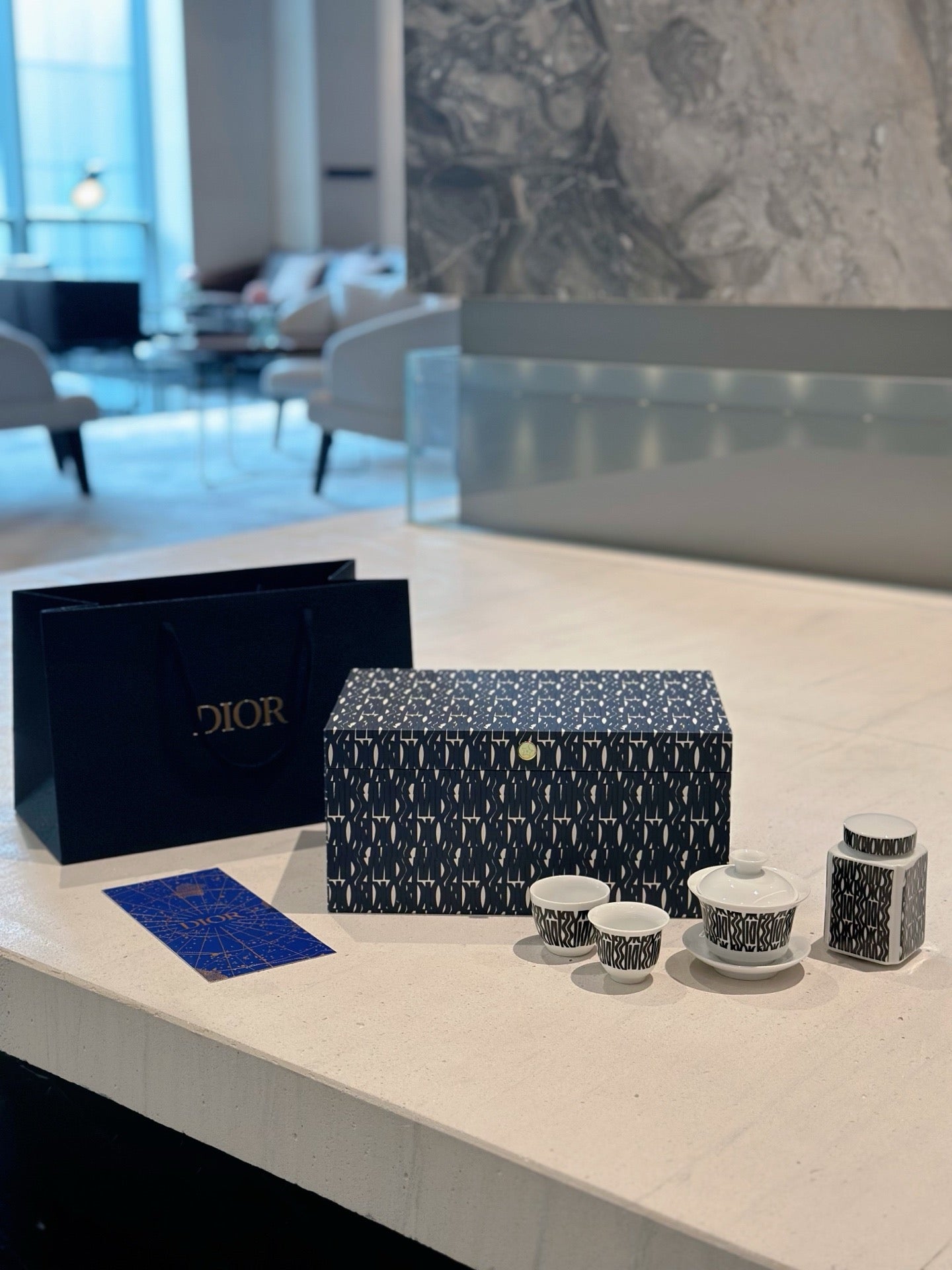 Dior Teapot Mooncake Set