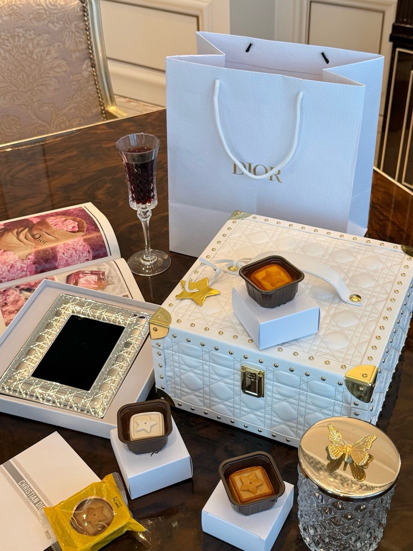Dior Vanity Mooncake Set