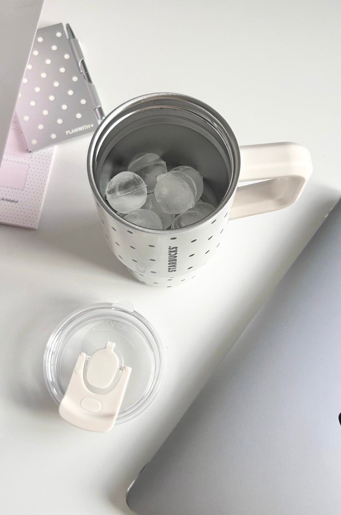 Starbucks x Polka Dots White Tumblr