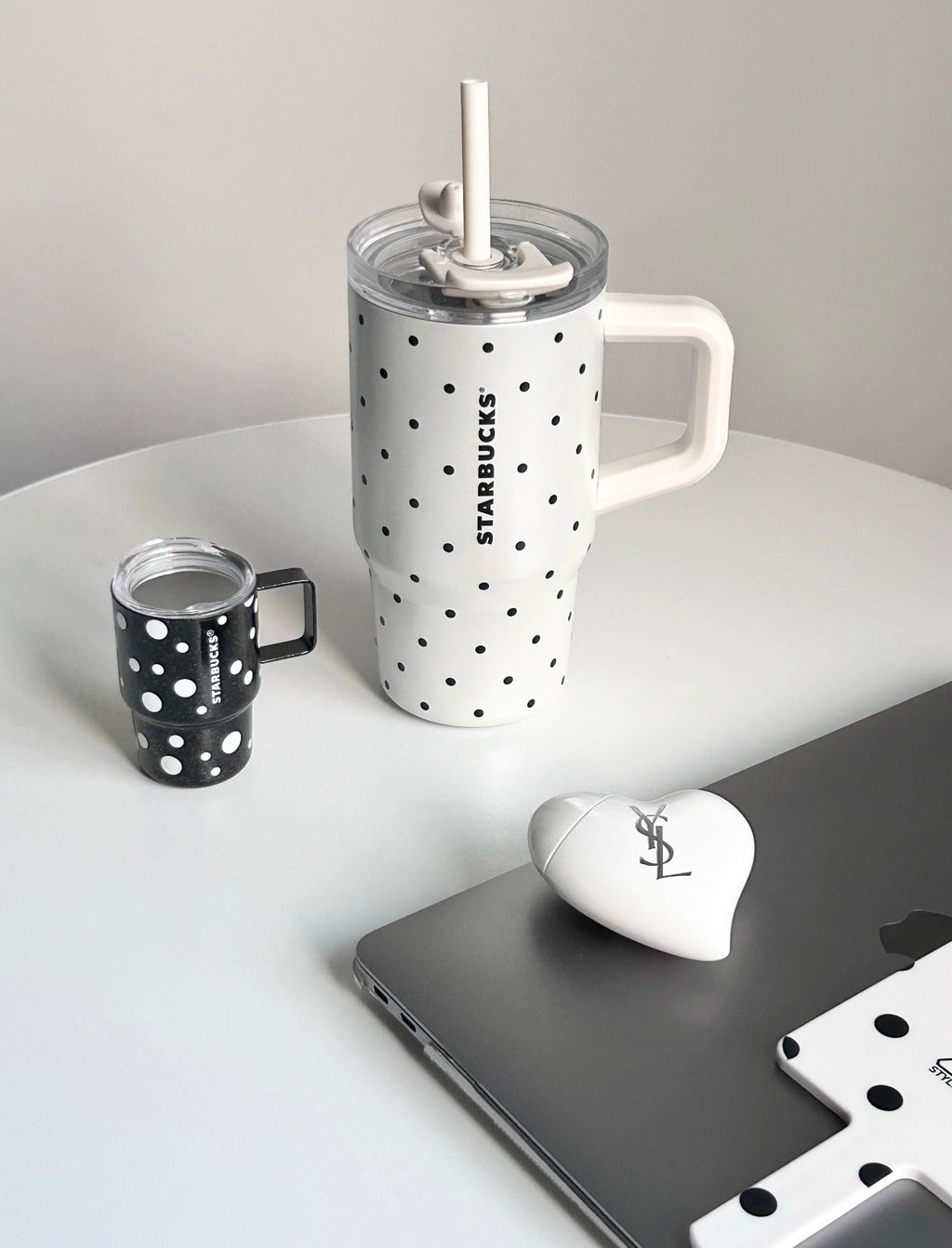 Starbucks x Polka Dots White Tumblr